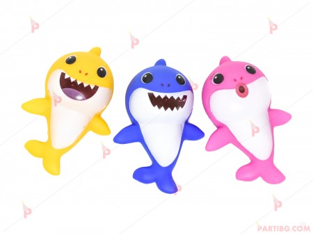 Фигурки/играчки 3 броя Бебета Акули / Baby Shark