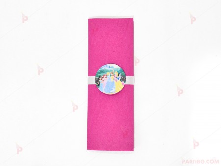 Салфетка едноцветна в циклама и тематичен декор Принцеси/ Princess 2