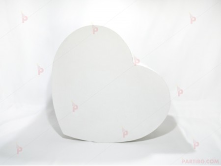 Кутия за подарък - сърце в бяло 10